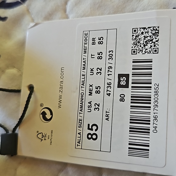 Zara GOLD BELT WITH HEART SHAPED BUCKLE - Picture 3 of 3